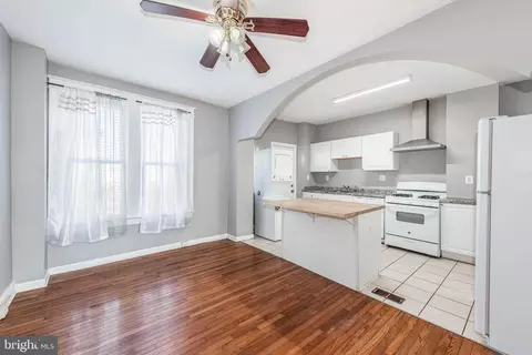 2828 Oakley Ave, Baltimore, MD 21215 photo 7