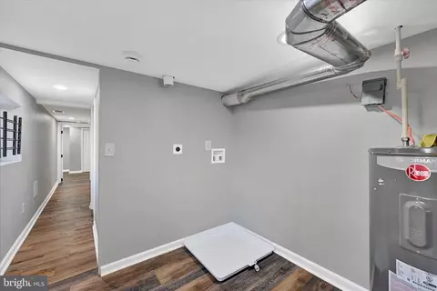6 Washington St, Baltimore, MD 21231 photo 21