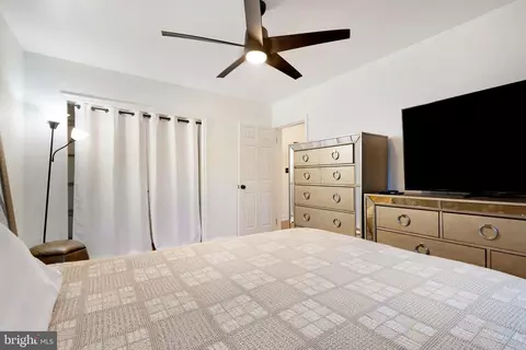 Bedroom - 1641 Stonewood Rd, Baltimore, MD 21239 photo 2 of 4