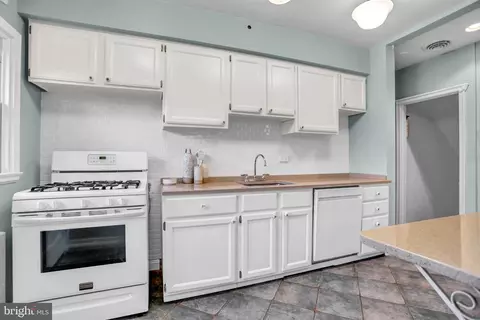 Kitchen - 5008 Broadmoor Rd, Baltimore, MD 21212 photo 3 of 3