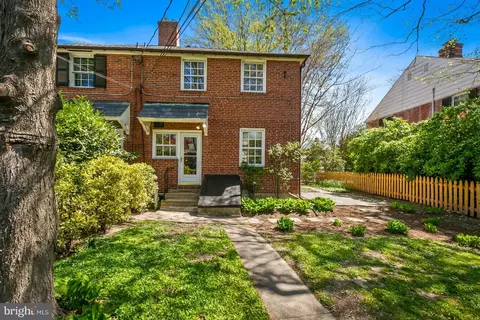 Exterior - 5008 Broadmoor Rd, Baltimore, MD 21212 photo 4 of 5