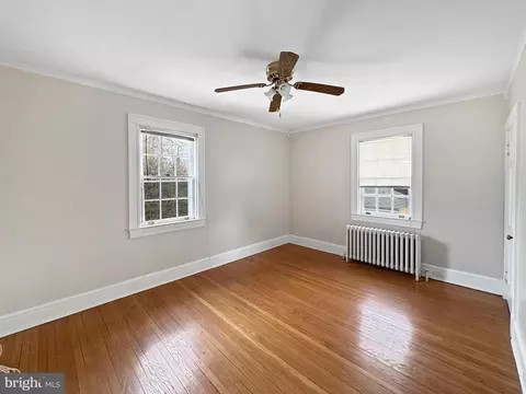Bedroom - 709 Dryden Dr, Baltimore, MD 21229 photo 3 of 4