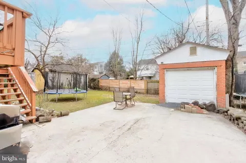 3817 Echodale Ave, Baltimore, MD 21206 photo 4