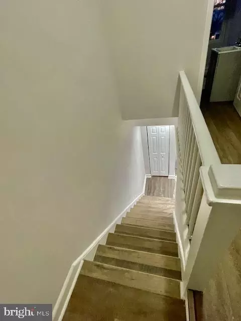 Entry Way - 1510 E Cold Spring Ln, Baltimore, MD 21218 photo 4 of 8
