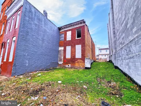 2104 Division St, Baltimore, MD 21217 photo 2