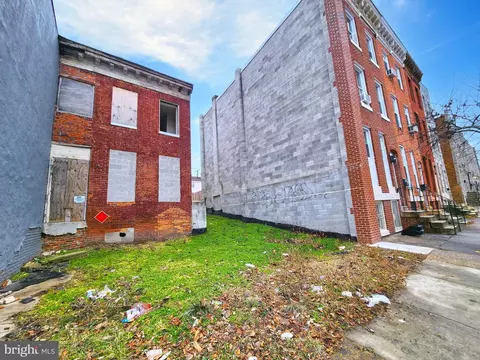 2104 Division St, Baltimore, MD 21217 photo 3