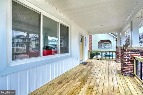 3823 Sequoia Ave, Baltimore, MD 21215 photo 3