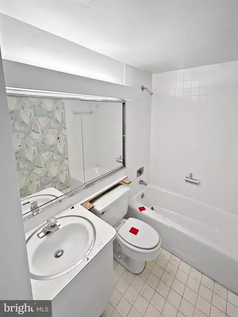 3601 Clarks Ln #506, Baltimore, MD 21215 photo 12