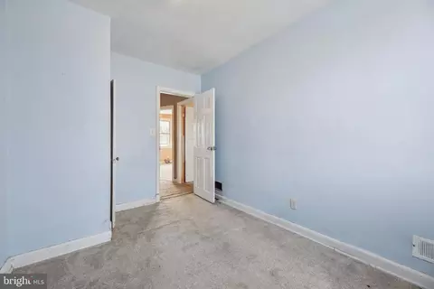 Bedroom - 1538 E Cold Spring Ln, Baltimore, MD 21218 photo 2 of 4