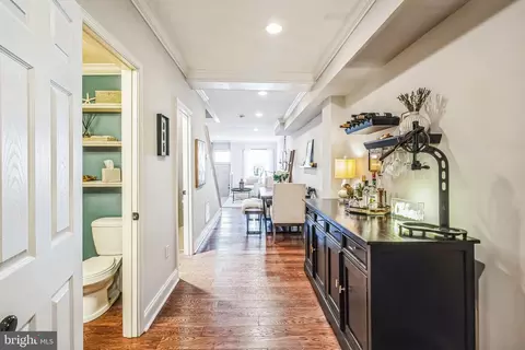 Entry Way - 507 E Clement St, Baltimore, MD 21230 photo 3 of 6