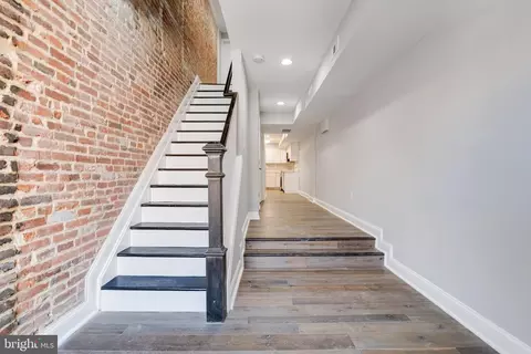 Entry Way - 616 S Luzerne Ave S, Baltimore, MD 21224 photo 2 of 23