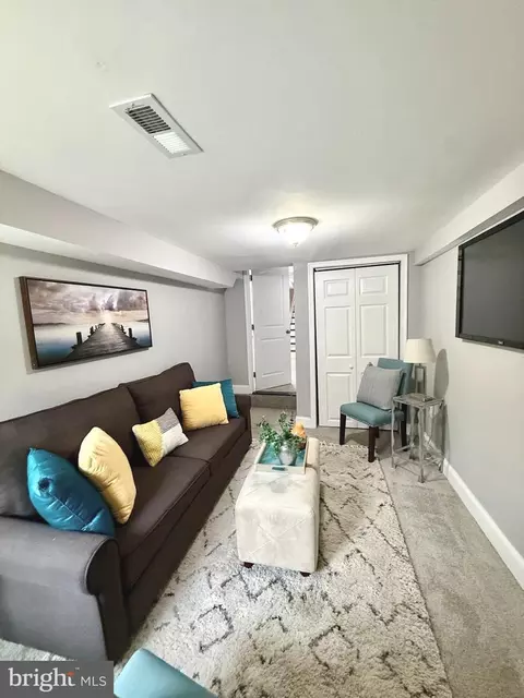 Living - 616 S Luzerne Ave S, Baltimore, MD 21224 photo 1 of 2