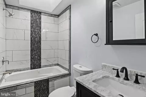 5708 Jonquil Ave, Baltimore, MD 21215 photo 18