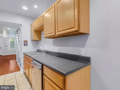 Other - 623 S Durham St, Baltimore, MD 21231 photo 7 of 9