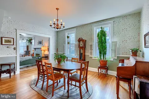 Dining - 608 W 38th St, Baltimore, MD 21211 photo 2 of 4