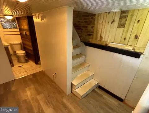 Entry Way - 44 E Barney St, Baltimore, MD 21230 photo 3 of 3
