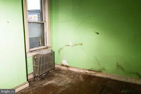 2709 E Fayette St, Baltimore, MD 21224 photo 7