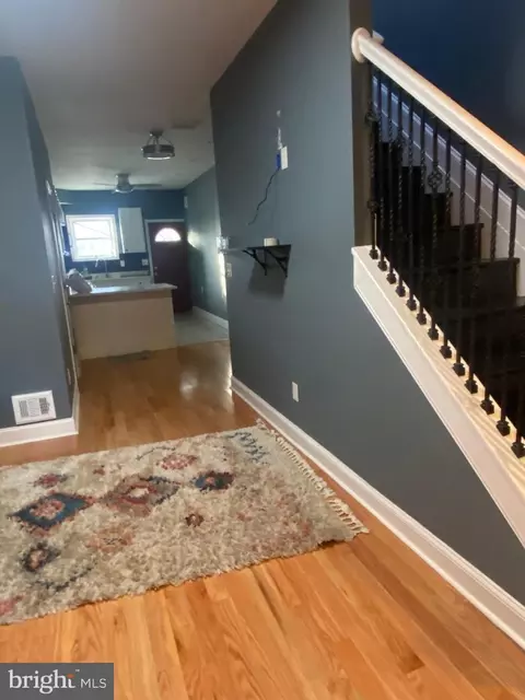 Entry Way - 1316 N Milton Ave N, Baltimore, MD 21213 photo 4 of 14