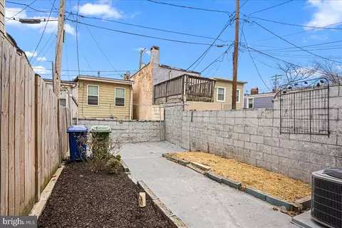 Exterior - 118 Wolfe St, Baltimore, MD 21231 photo 4 of 4