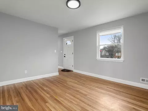 6005 Alta Ave, Baltimore, MD 21206 photo 4