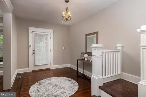 Entry Way - 208 E 32nd St, Baltimore, MD 21218 photo 1 of 7