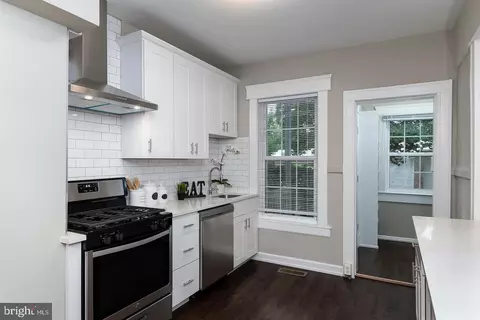 Kitchen - 208 E 32nd St, Baltimore, MD 21218 photo 2 of 2