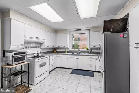 2101 Park Ave, Baltimore, MD 21217 photo 12