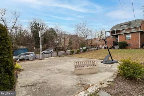 2101 Park Ave, Baltimore, MD 21217 photo 47