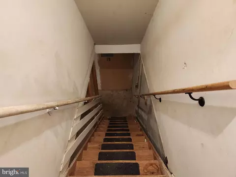 Entry Way - 1221 N Stricker St, Baltimore, MD 21217 photo 2 of 2