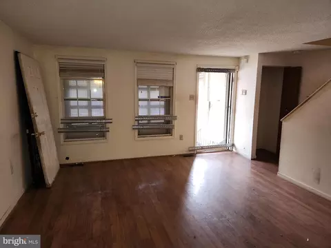 Living - 1221 N Stricker St, Baltimore, MD 21217 photo 2 of 2