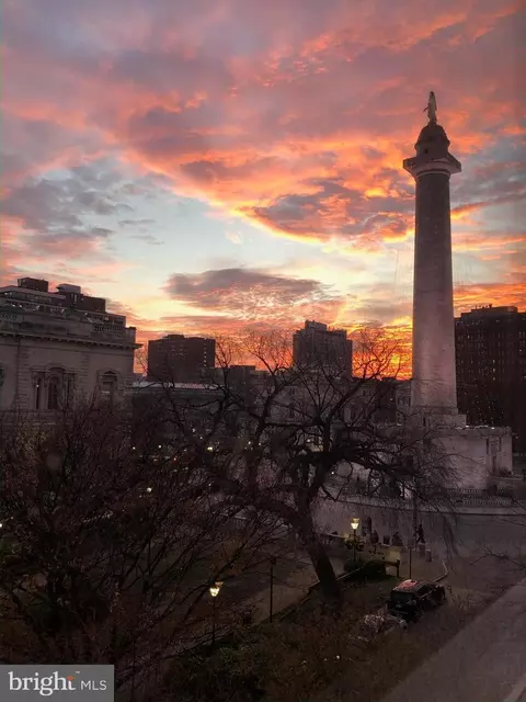 View/Area - 14 E Mount Vernon Pl, Baltimore, MD 21201 photo 6 of 14