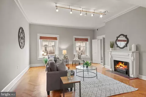 Living - 14 E Mount Vernon Pl, Baltimore, MD 21201 photo 2 of 10