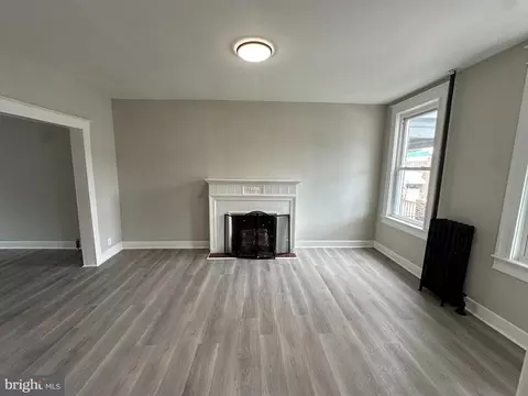 Living - 708 Allendale St, Baltimore, MD 21229 photo 3 of 3