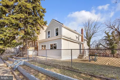 Exterior - 459 S Augusta Ave, Baltimore, MD 21229 photo 1 of 1