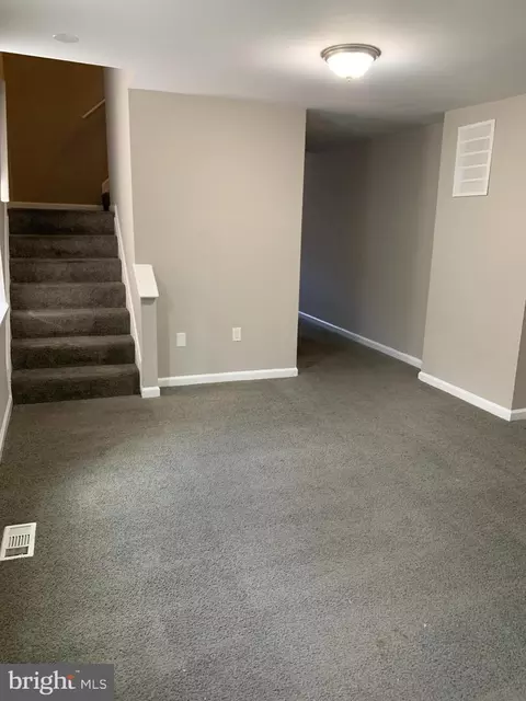 Living - 1701 E Lafayette Ave, Baltimore, MD 21213 photo 2 of 4