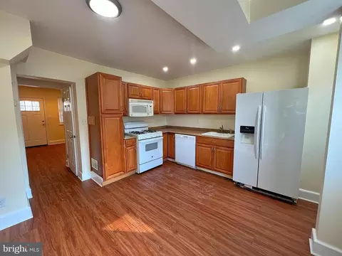 1606 Forest Hill Ave, Baltimore, MD 21230 photo 4