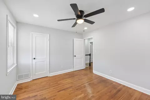 Entry Way - 4120 Gladden Ave, Baltimore, MD 21213 photo 5 of 6