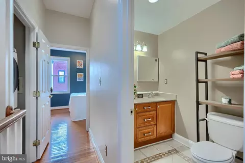 Entry Way - 5 S Decker Ave, Baltimore, MD 21224 photo 6 of 6