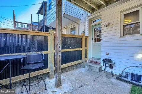 Exterior - 5 S Decker Ave, Baltimore, MD 21224 photo 3 of 4
