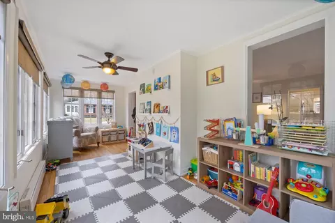 Entry Way - 5317 Springlake Way, Baltimore, MD 21212 photo 5 of 5