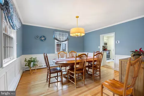 Dining - 5317 Springlake Way, Baltimore, MD 21212 photo 3 of 3