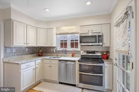 Kitchen - 5317 Springlake Way, Baltimore, MD 21212 photo 2 of 2