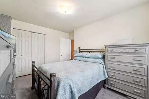 Bedroom - 1100 Cedarcroft Rd, Baltimore, MD 21239 photo 2 of 4