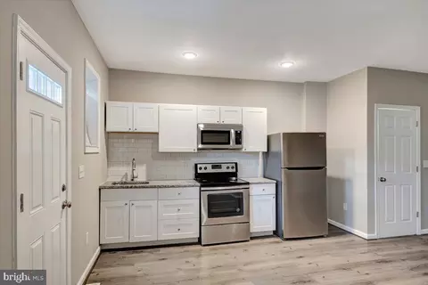 621 Springfield Ave, Baltimore, MD 21212 photo 3