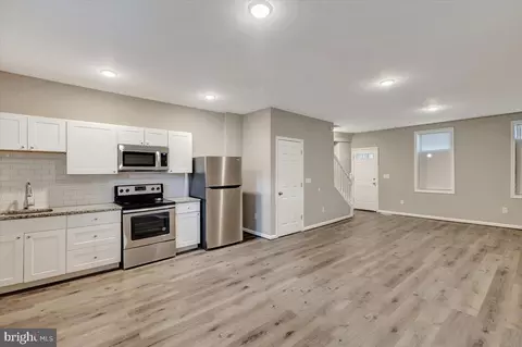 621 Springfield Ave, Baltimore, MD 21212 photo 4
