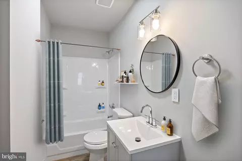 707 N Milton Ave, Baltimore, MD 21205 photo 9