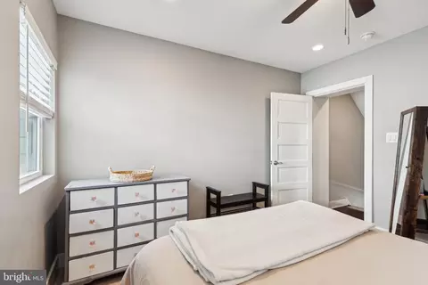 Bedroom - 10 W Fort Ave, Baltimore, MD 21230 photo 6 of 6