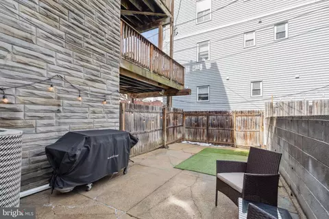 Exterior - 10 W Fort Ave, Baltimore, MD 21230 photo 6 of 9