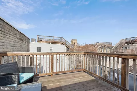 Exterior - 10 W Fort Ave, Baltimore, MD 21230 photo 5 of 9