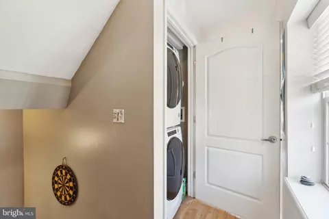 302 E West St, Baltimore, MD 21230 photo 18